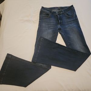 Women's DL1961 Joy Flare Pulse Jeans Size 29 Dark Blue Denim Wash. Inseam: 33